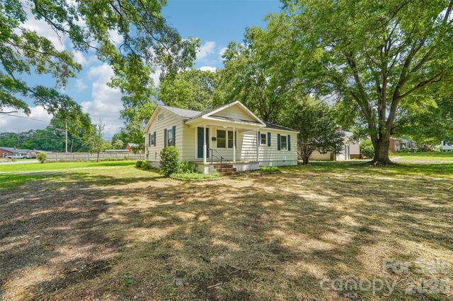 808 Lowery Street, Shelby, NC 28152