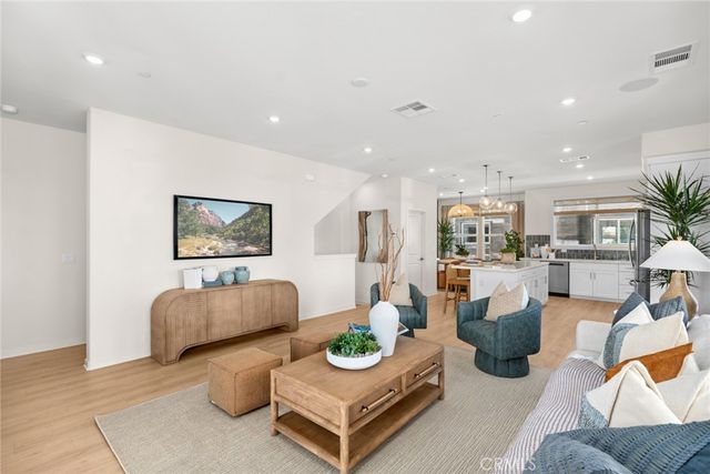 440 S Linden Street, Pomona, CA 91766
