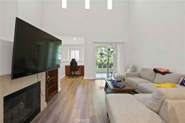 80 Vermillion, Irvine, CA 92603