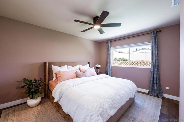 10036 White Pine Ln, Santee, CA 92071