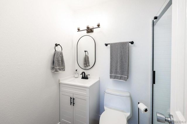 10036 White Pine Ln, Santee, CA 92071