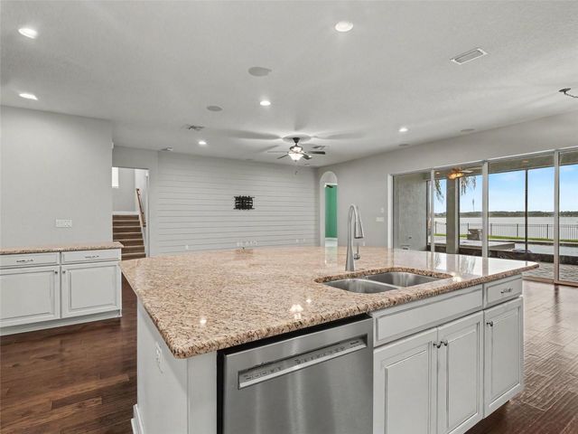 11323 LAKE LUCAYA DRIVE, Riverview, FL 33579
