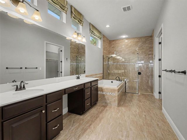 11323 LAKE LUCAYA DRIVE, Riverview, FL 33579