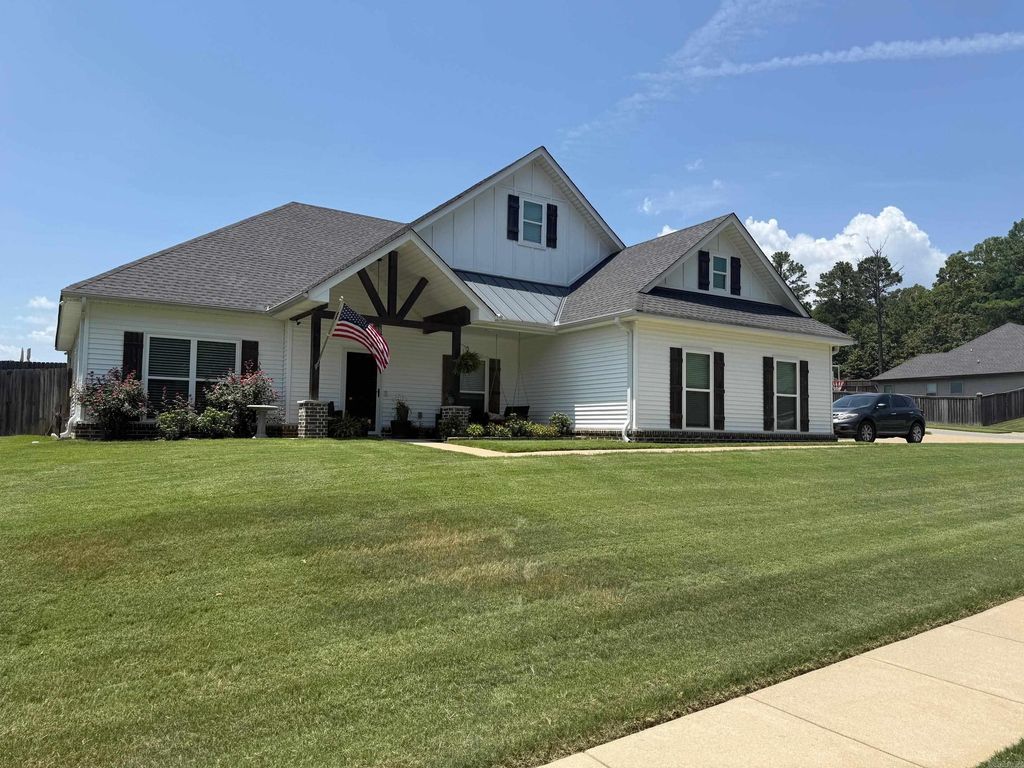 3903 Hampton Drive, Benton, AR 72009