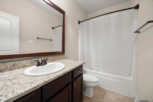 17730 Waterloo Dr, Baton Rouge, LA 70817