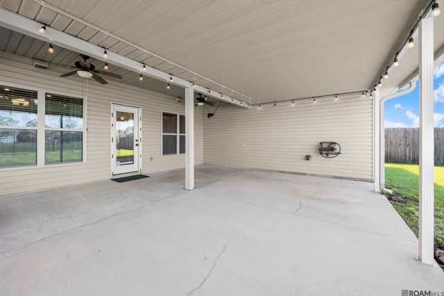 17730 Waterloo Dr, Baton Rouge, LA 70817