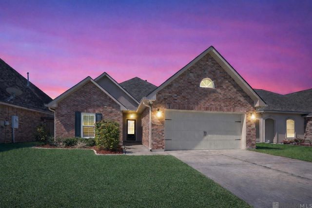 17730 Waterloo Dr, Baton Rouge, LA 70817