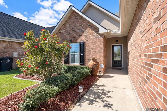 17730 Waterloo Dr, Baton Rouge, LA 70817