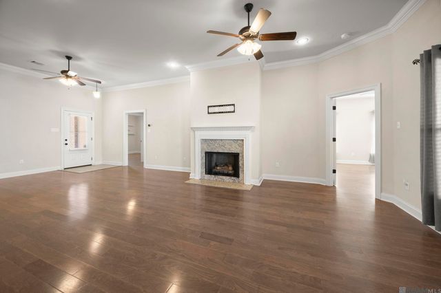 17730 Waterloo Dr, Baton Rouge, LA 70817