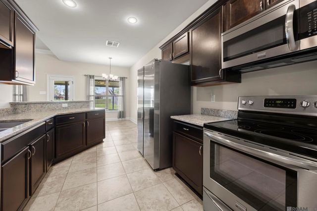 17730 Waterloo Dr, Baton Rouge, LA 70817