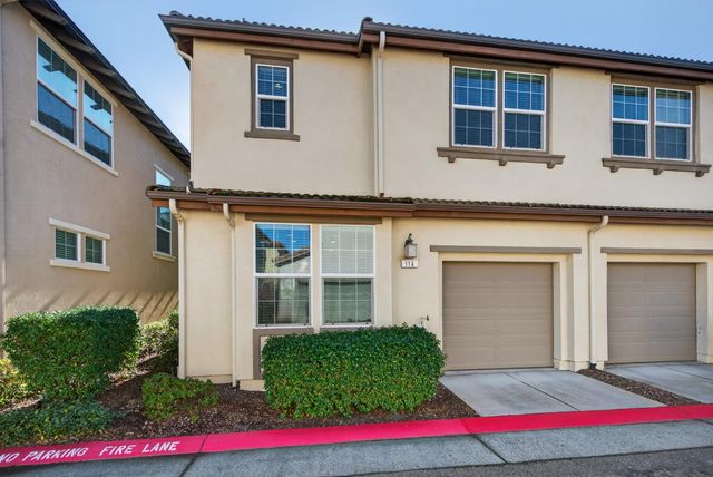 114 Barnhill Dr, Folsom, CA 95630