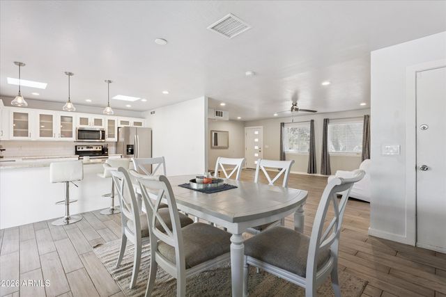 13801 N 56th Place, Scottsdale, AZ 85254
