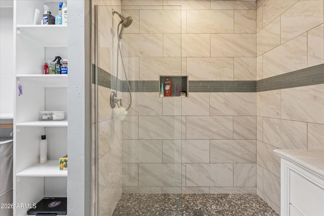 13801 N 56th Place, Scottsdale, AZ 85254