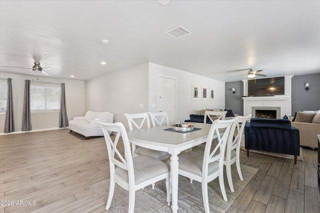 13801 N 56th Place, Scottsdale, AZ 85254