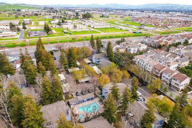 7126 7126 Cross Creek Cir D, Dublin, CA 94568