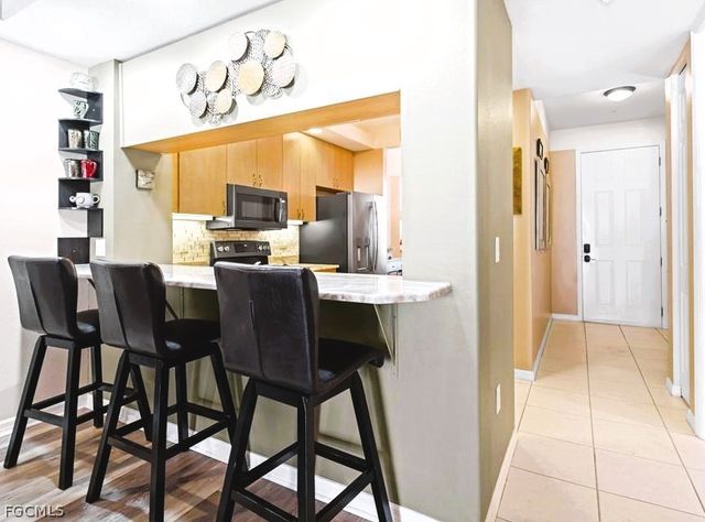 1137 Van Loon Commons CIR 304, Cape Coral, FL 33909