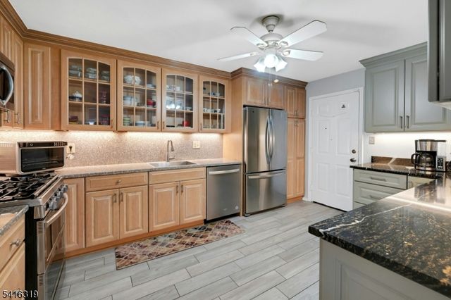 21 Shelley Pl, Morris Twp., NJ 07960