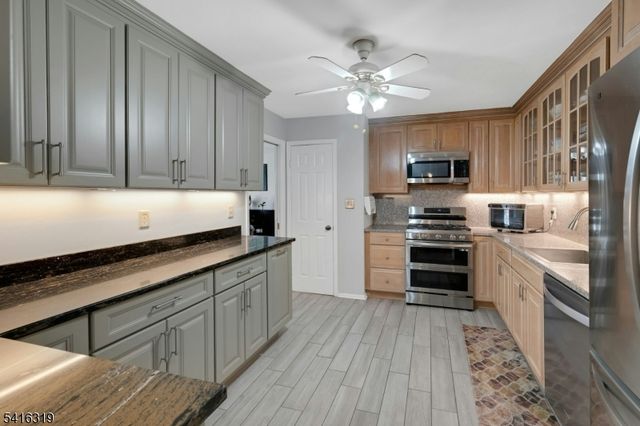 21 Shelley Pl, Morris Twp., NJ 07960