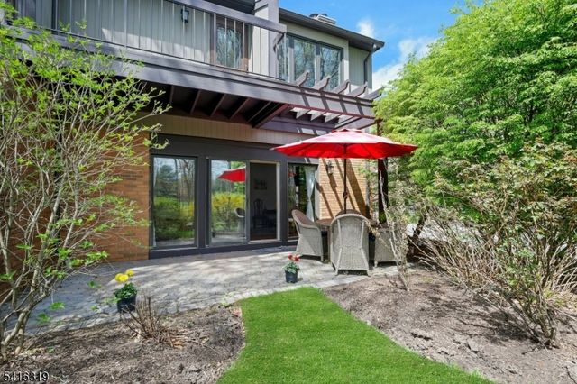 21 Shelley Pl, Morris Twp., NJ 07960