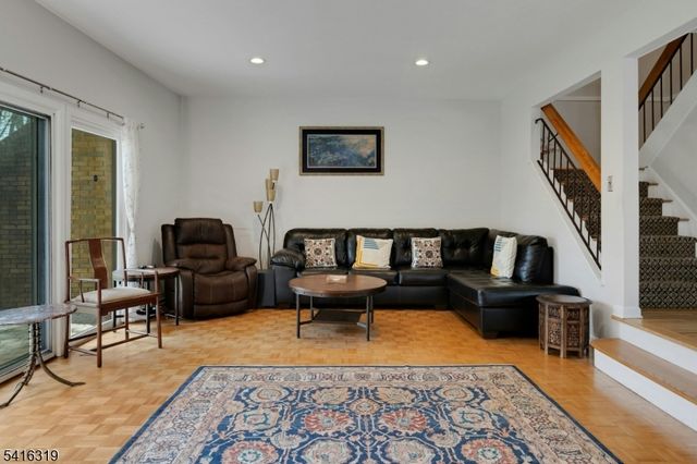 21 Shelley Pl, Morris Twp., NJ 07960