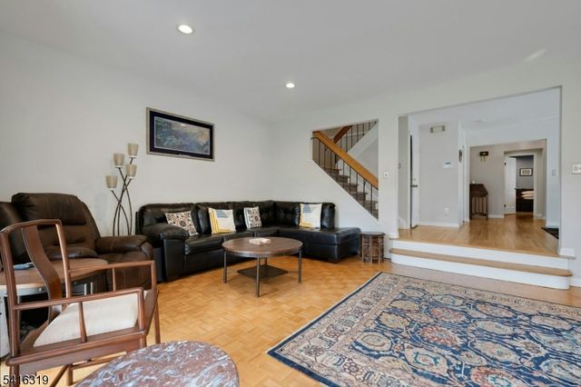 21 Shelley Pl, Morris Twp., NJ 07960