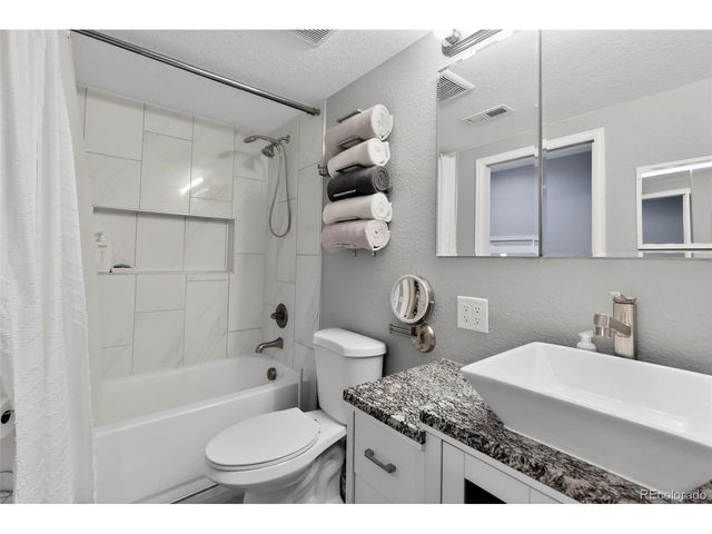 9792 Ogden Ct, Thornton, CO 80229