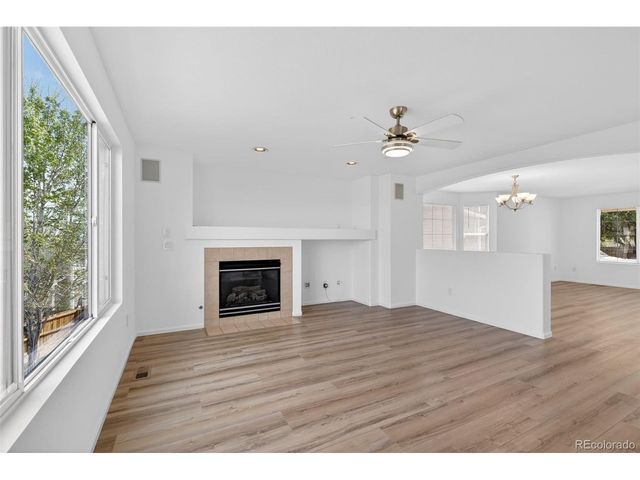 9792 Ogden Ct, Thornton, CO 80229