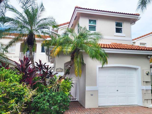 1125 Cliffrose St 1125, Hollywood, FL 33019