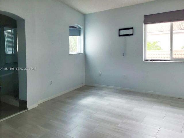 1125 Cliffrose St 1125, Hollywood, FL 33019