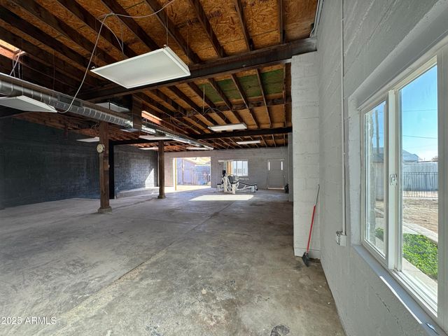 206 S 5th Avenue W, Buckeye, AZ 85326