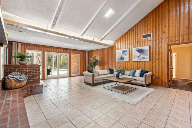 536 SIR ARTHUR COURT, Apopka, FL 32712