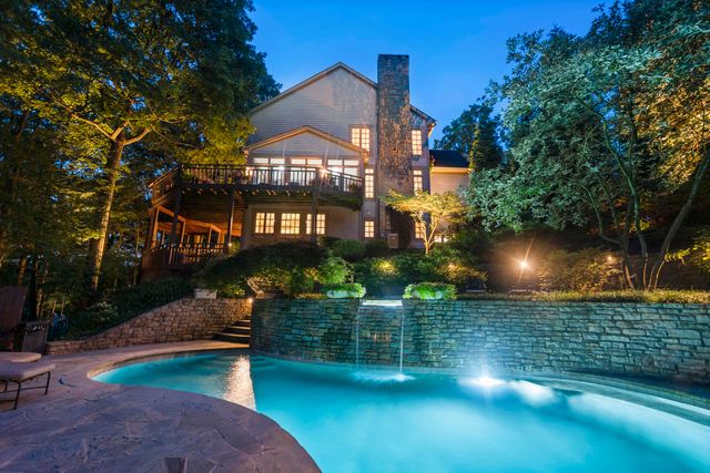 1960 Edenderry Drive, Fort Mitchell, KY 41017