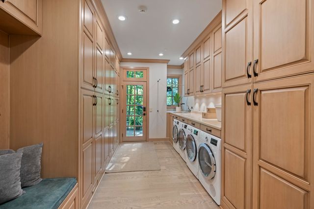 1960 Edenderry Drive, Fort Mitchell, KY 41017