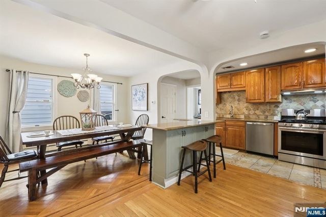 21 Rowe Street, Bloomfield, NJ 07003