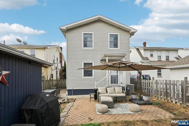 21 Rowe Street, Bloomfield, NJ 07003