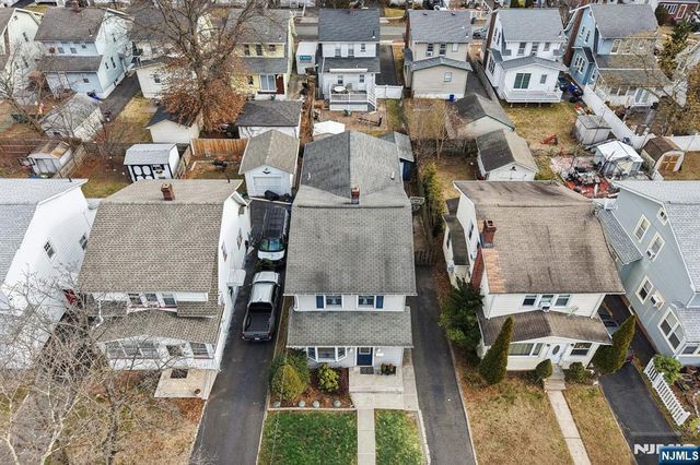 21 Rowe Street, Bloomfield, NJ 07003