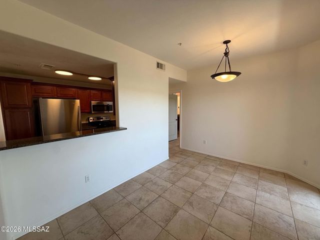 2550 E River Rd Unit 13301, Tucson, AZ 85718