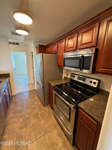 2550 E River Rd Unit 13301, Tucson, AZ 85718
