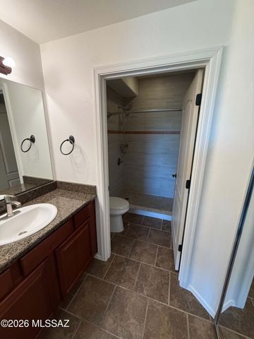 2550 E River Rd Unit 13301, Tucson, AZ 85718
