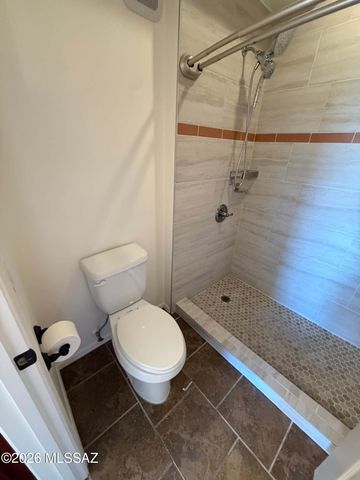 2550 E River Rd Unit 13301, Tucson, AZ 85718