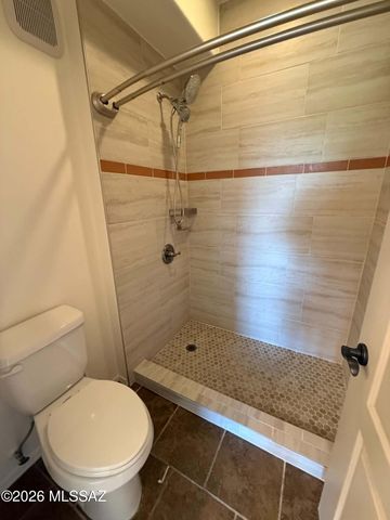 2550 E River Rd Unit 13301, Tucson, AZ 85718