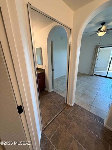 2550 E River Rd Unit 13301, Tucson, AZ 85718