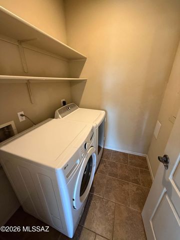 2550 E River Rd Unit 13301, Tucson, AZ 85718