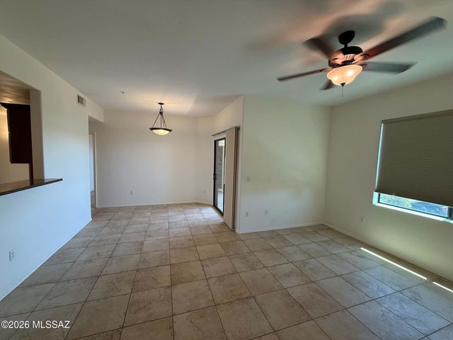 2550 E River Rd Unit 13301, Tucson, AZ 85718