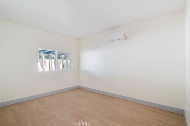 7227 Forbes Avenue, Lake Balboa, CA 91406
