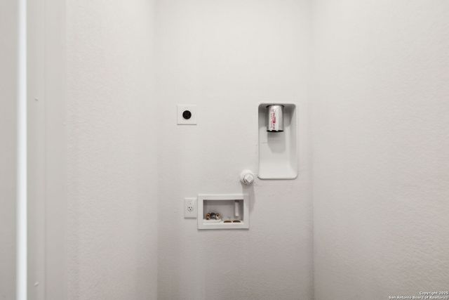 2914 Martin Luther King, San Antonio, TX 78220