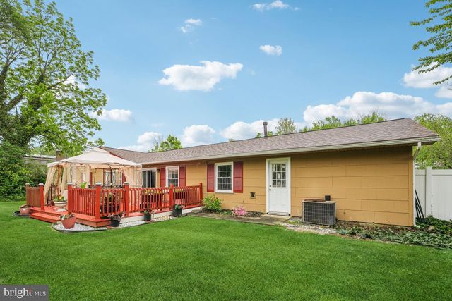146 TYLER DR, Willingboro, NJ 08046