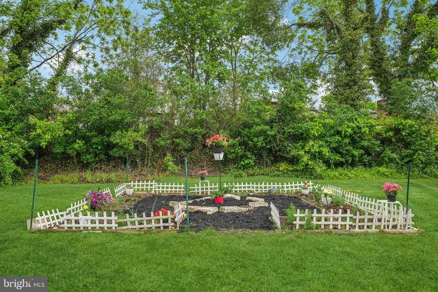 146 TYLER DR, Willingboro, NJ 08046