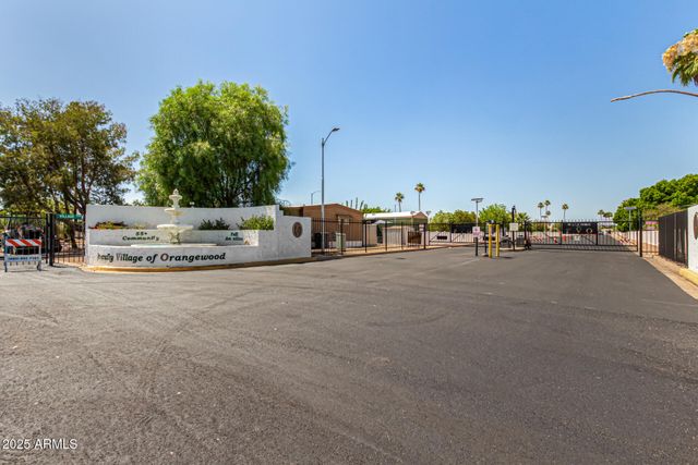 2650 W UNION HILLS Drive OFC, Phoenix, AZ 85027