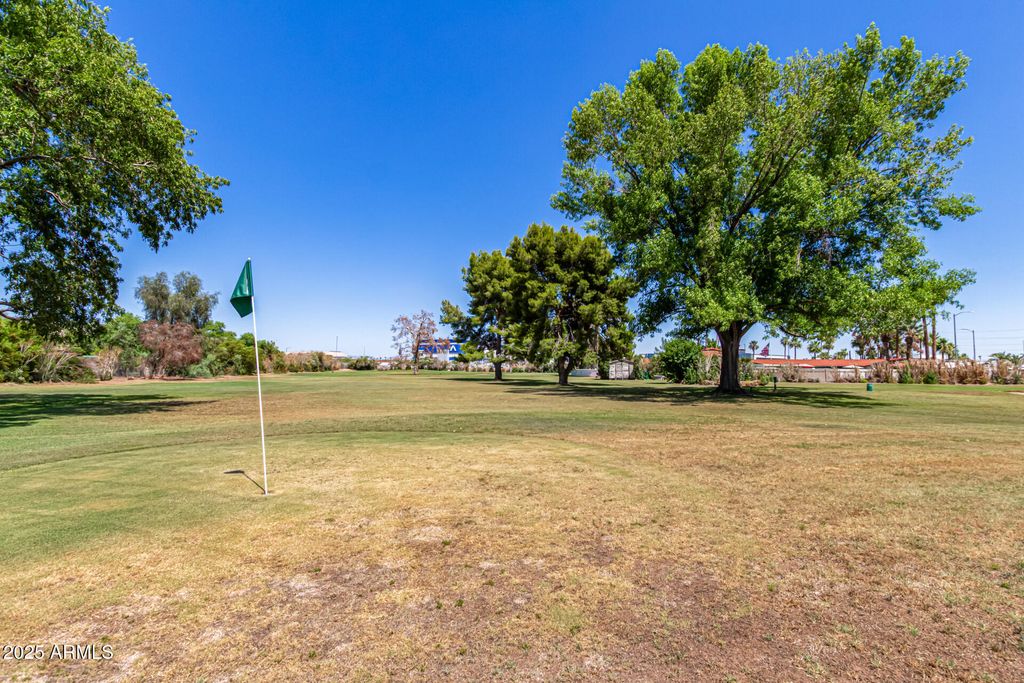 Image 23 of property listing at 2650 W UNION HILLS Drive OFC, Phoenix, AZ 85027